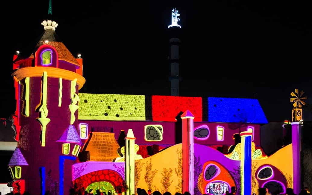 Video mapping na exposição Ra Tim Bum, o Castelo, no Memorial da América Latina, em SP Programação de férias em SP