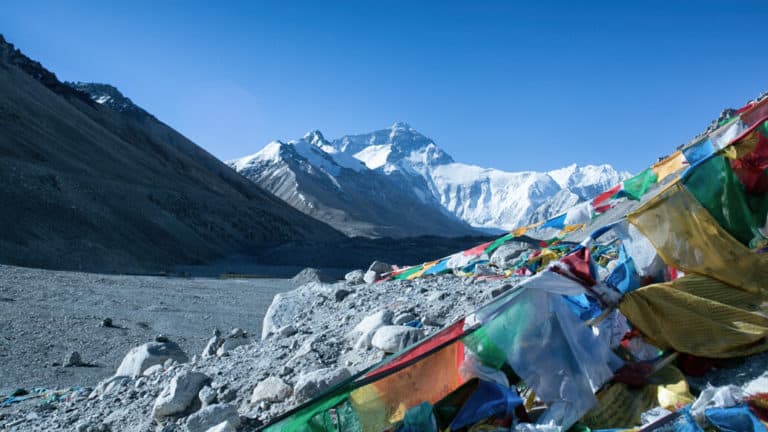 Como é visitar o Acampamento Base do Everest no Tibet