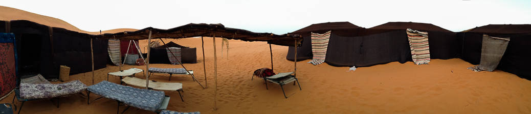 Como é passar a noite no deserto do Saara, no Marrocos