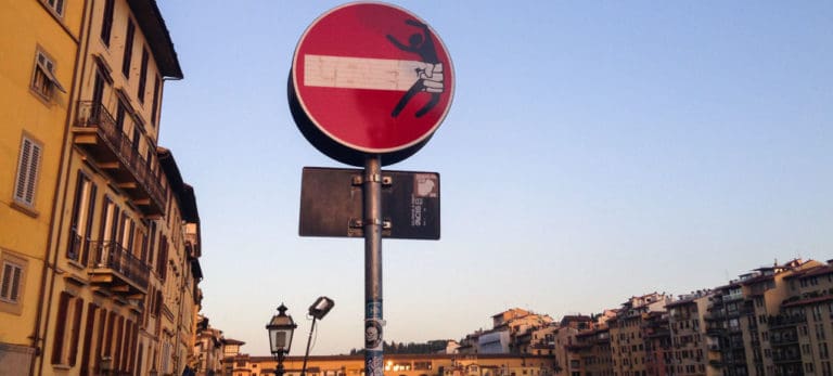 CLET e suas intervenções nas ruas de Florença