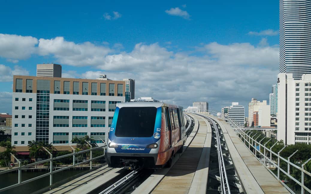 Downtown Miami com Metromover