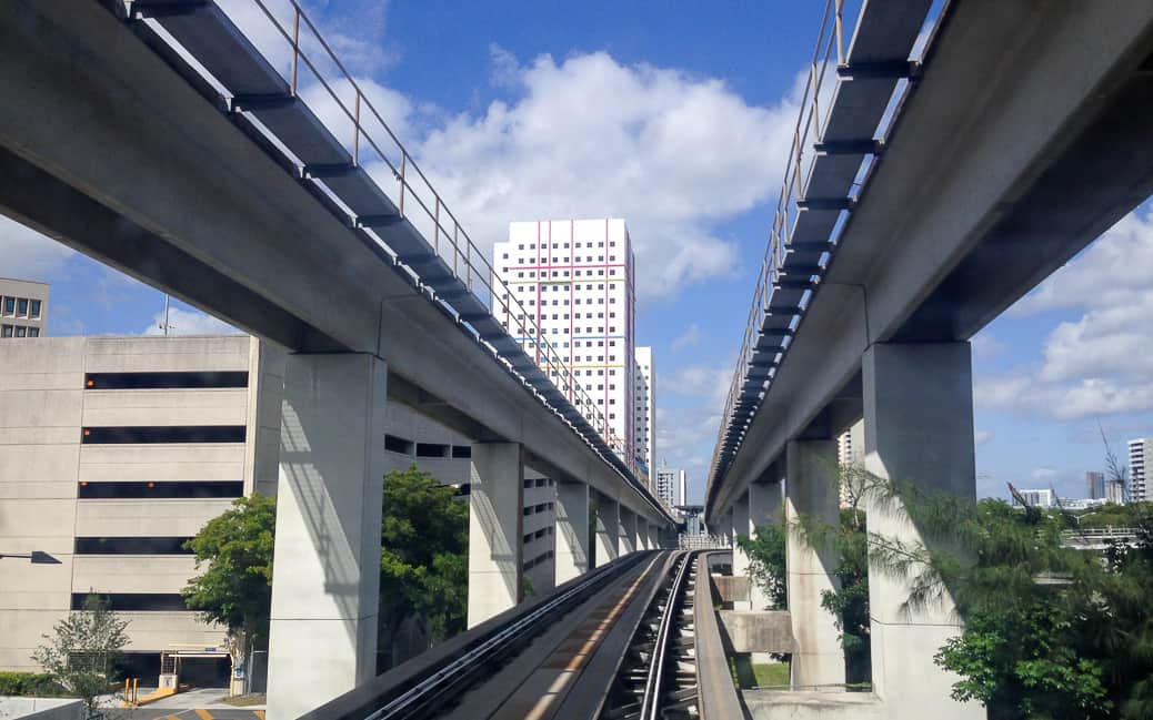 Downtown Miami com Metromover