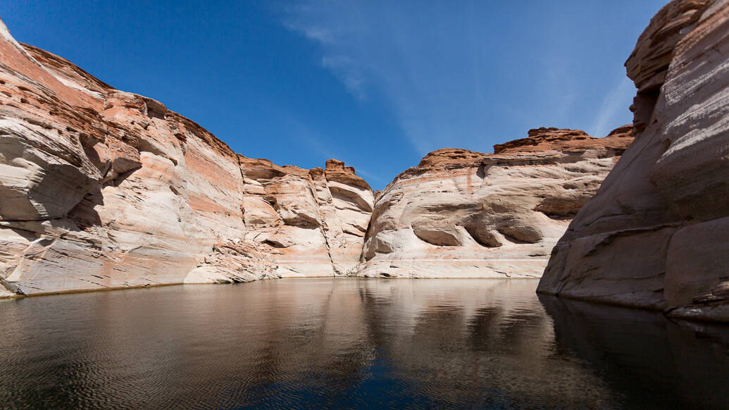 Passeio de barco no Antelope Canyon