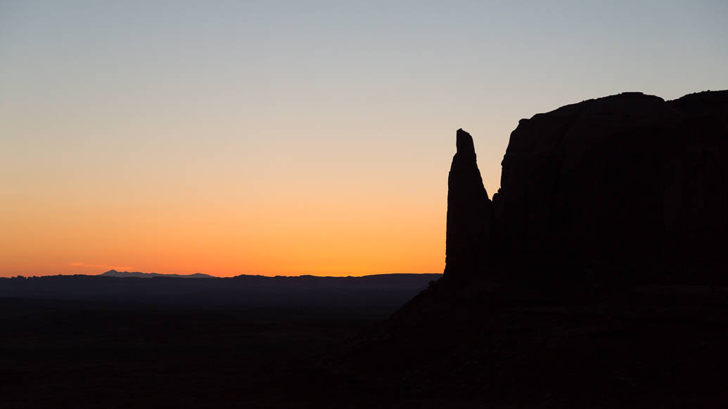 Amanhecer no Monument Valley