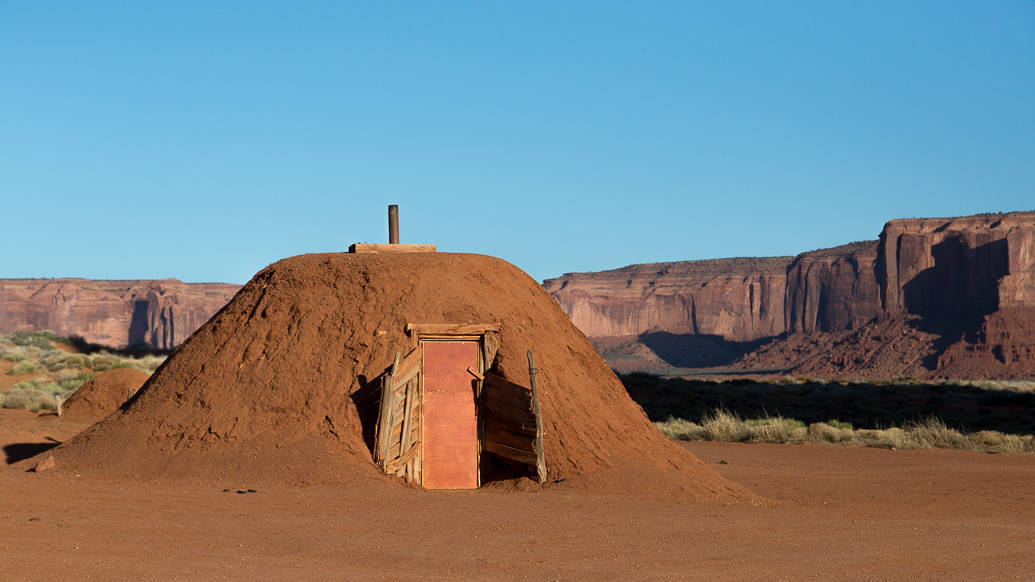 Habitação Navajo no Monument Valley