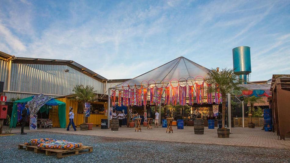 Biergarten da Cervejaria Krug no Jardim Canadá