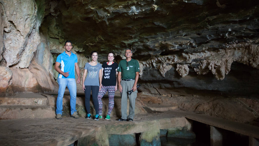 Rota das Grutas Peter Lund: Equipe da Gruta do Maquiné, em Cordisburgo, MG