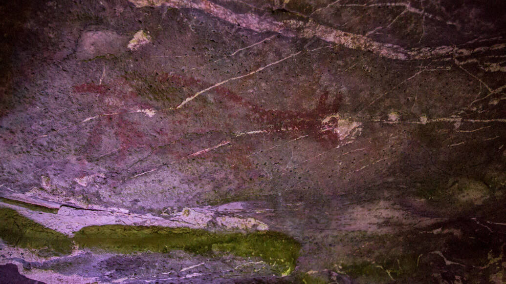 Pintura Rupestre da Grutinha anexa à Gruta Rei do Mato, em Minas Gerais