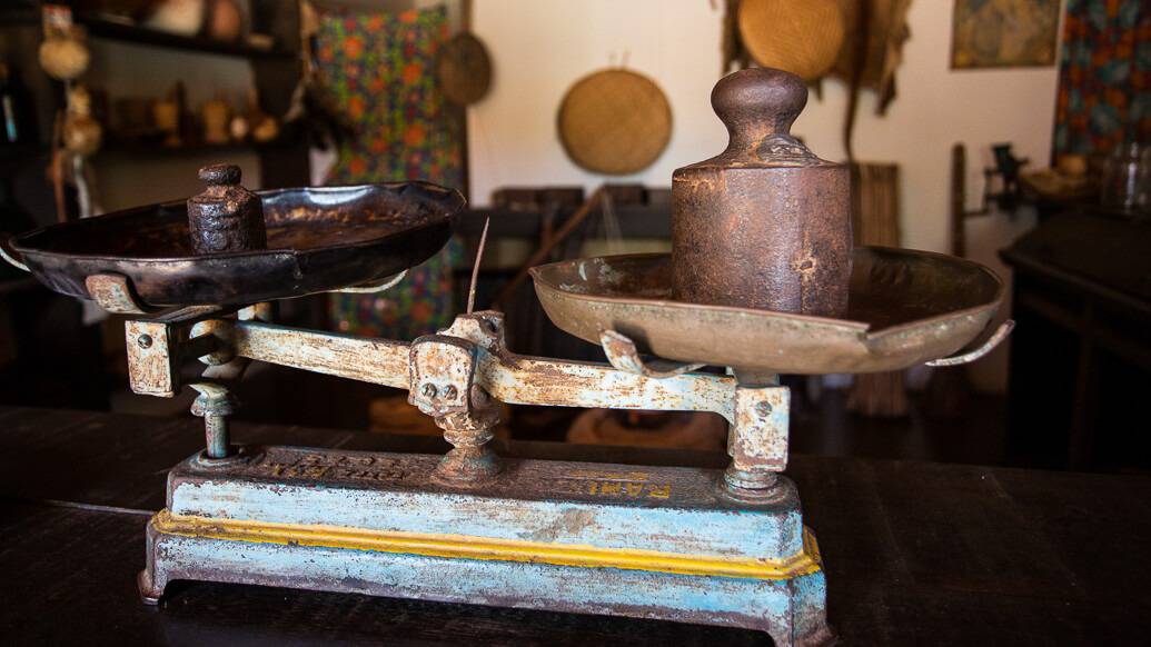 Balança da venda tradicional no Memorial do Cerrado em Goiânia