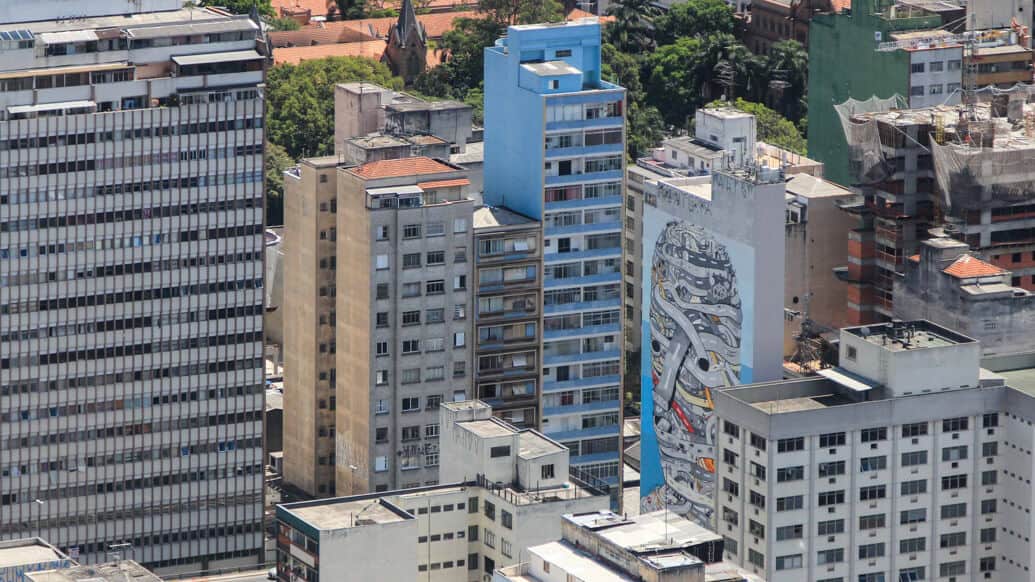 Mural do artista Tec visto do alto do Edifício Itália Terça-feira em SP