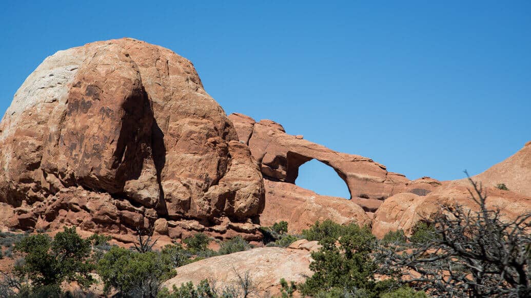 Arco natural no Arches National Park, em Utah