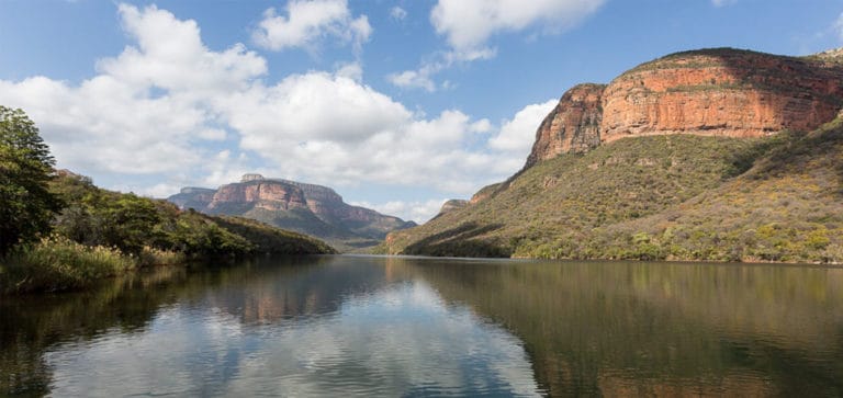 Passeio de barco no Blyde River Canyon