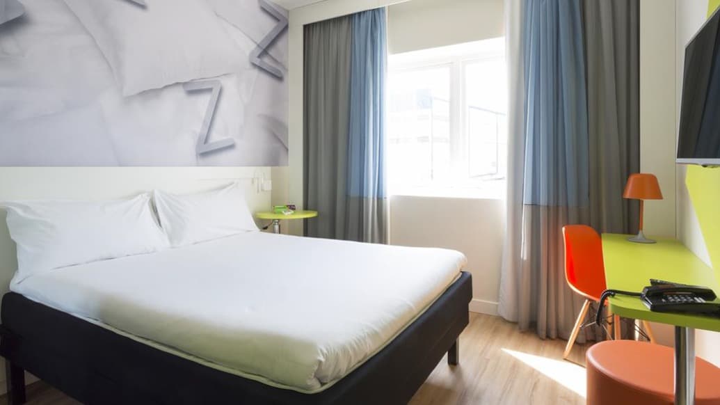 Quarto do hotel Ibis Style Barra Funda, dica de onde ficar em SP para assistir aos shows no Allianz Parque Onde ficar em SP para assistir aos shows no Allianz Parque