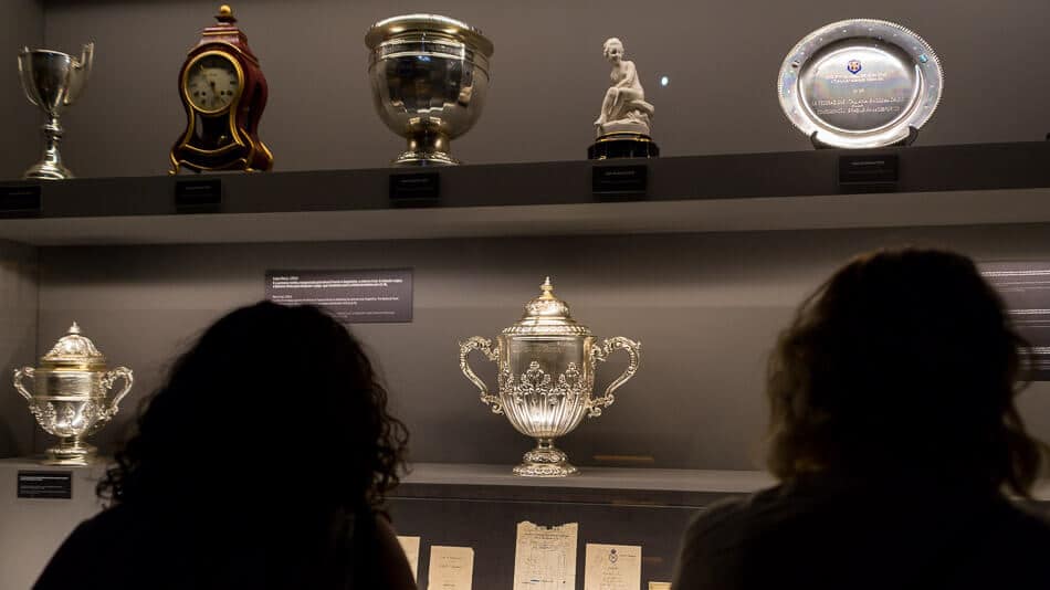 Troféu da Copa América está exposto no Museu Seleção Brasileira