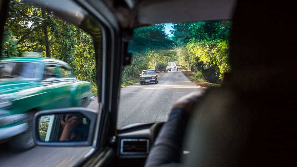 O táxi privado é uma opção para chegar em Viñales, Cuba