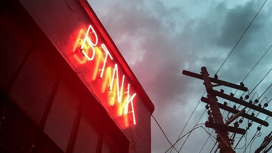 Novo BTNK em São Paulo, o bar em um vagão de trem desativado