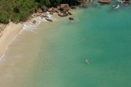 passeio-flexboat-ubatuba-ilha-prumirim