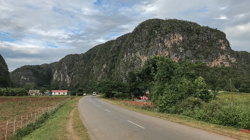 Os famosos mongotes, no Valle de Viñales, em Cuba