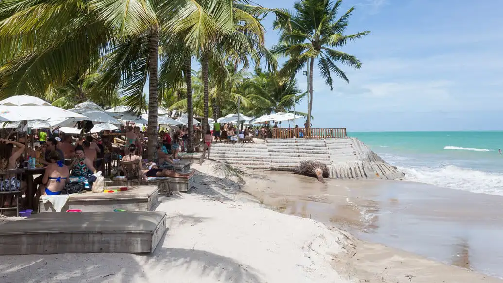 Hibiscus: o melhor clube de praia perto de Maceió