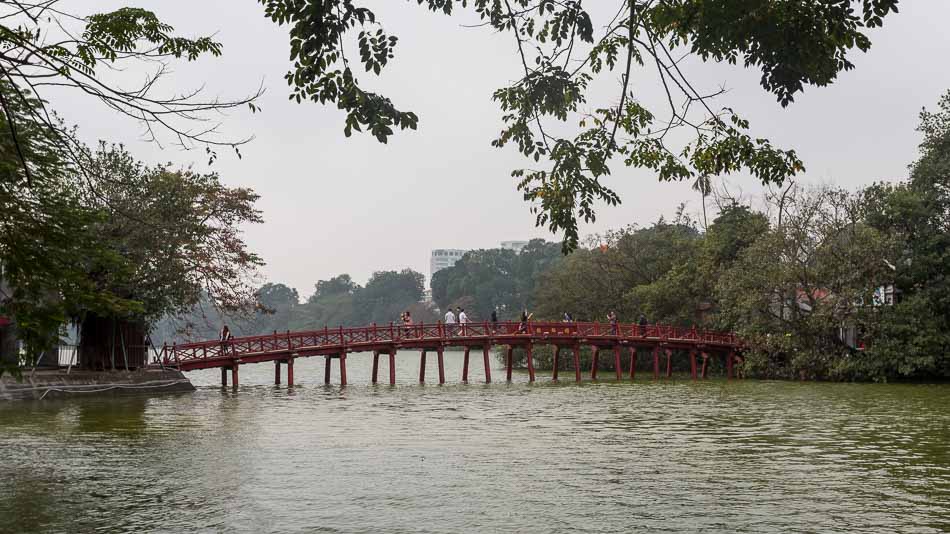 Ponte Huc em Hanói, Vietnã