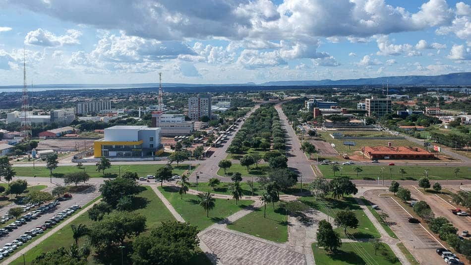 O Hotel Girassol Plaza fica no Plano Diretor Norte de Palmas, TO