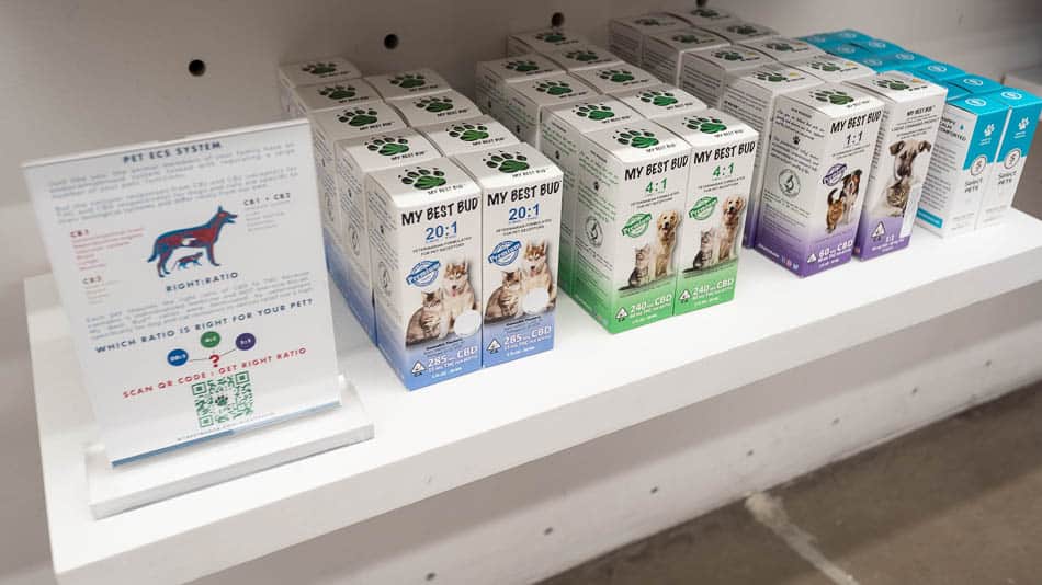 Produtos com CBD para animais de estimação na loja da MedMen
