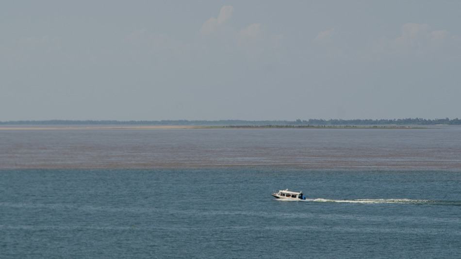 Encontro das águas em Santarém, no Pará