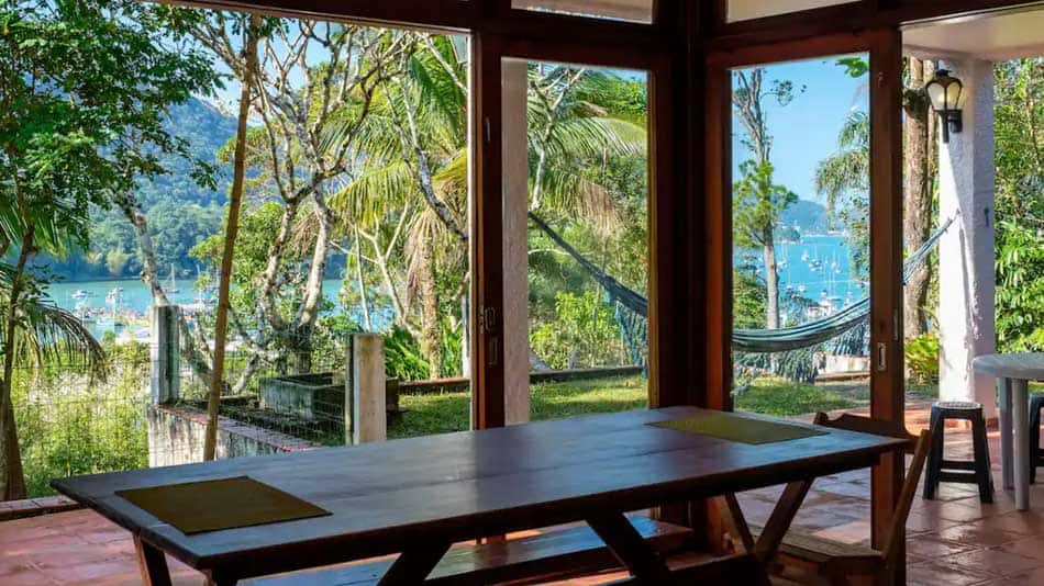 Casa para alugar no Airbnb no litoral norte de SP