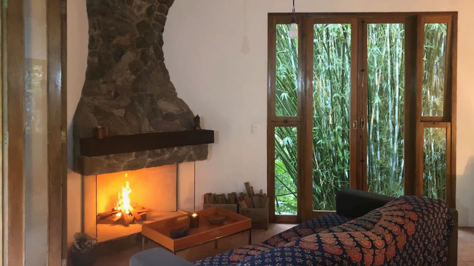 Casa com cachoeira para aluguel no Airbnb em São Francisco Xavier