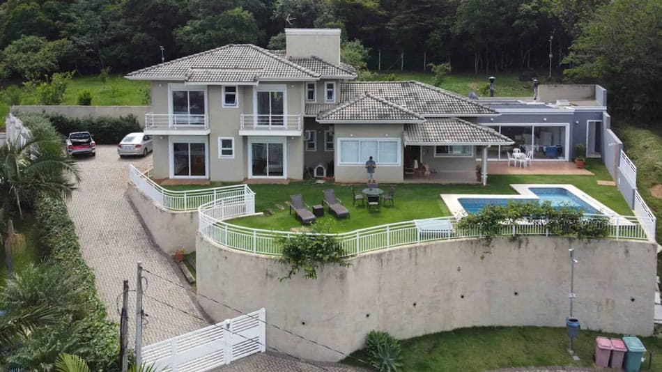 Casa com vista para alugar no Airbnb em Atibaia