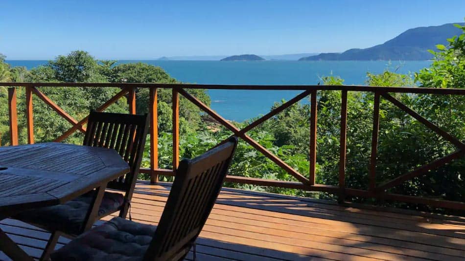 Casa para alugar no Airbnb em Ilhabela, na Praia do Curral