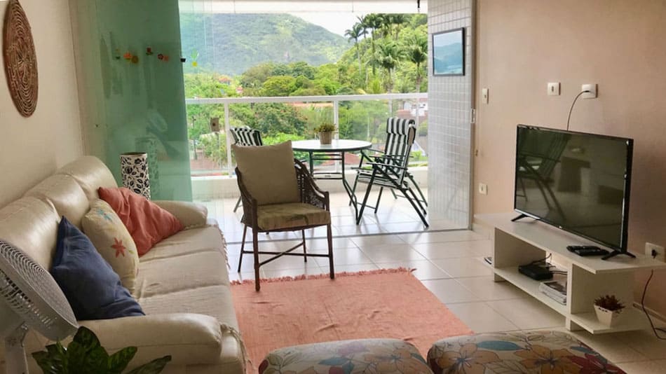 Apartamento para alugar no Airbnb em Ubatuba na Praia da Enseada