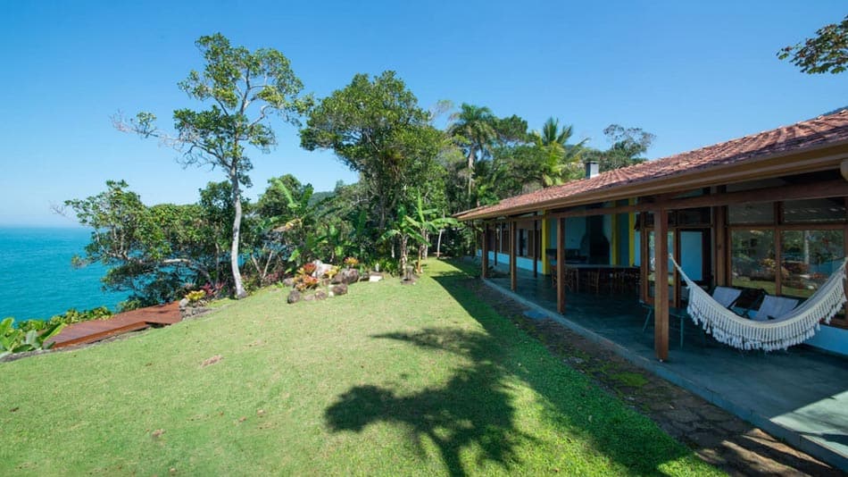 Casa com vista para alugar no Airbnb em Ubatuba na Praia do Félix