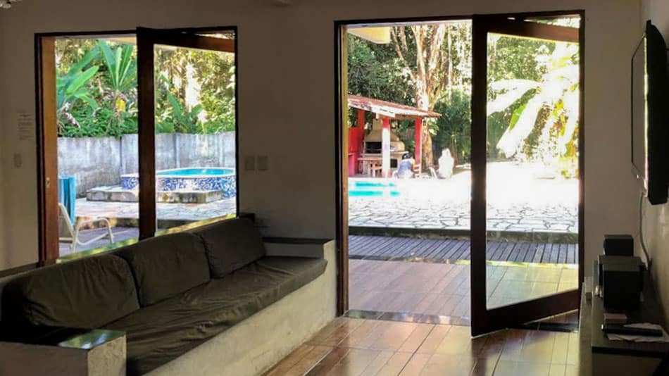 Casa para alugar no Airbnb em Ubatuba no Perequê-Mirim