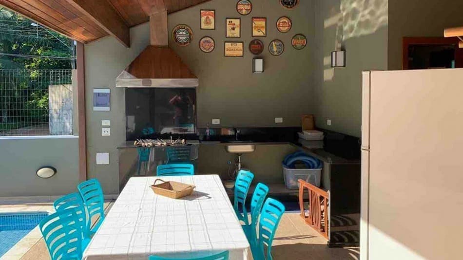 Casa para alugar no Airbnb em Ubatuba na Praia do Lázaro