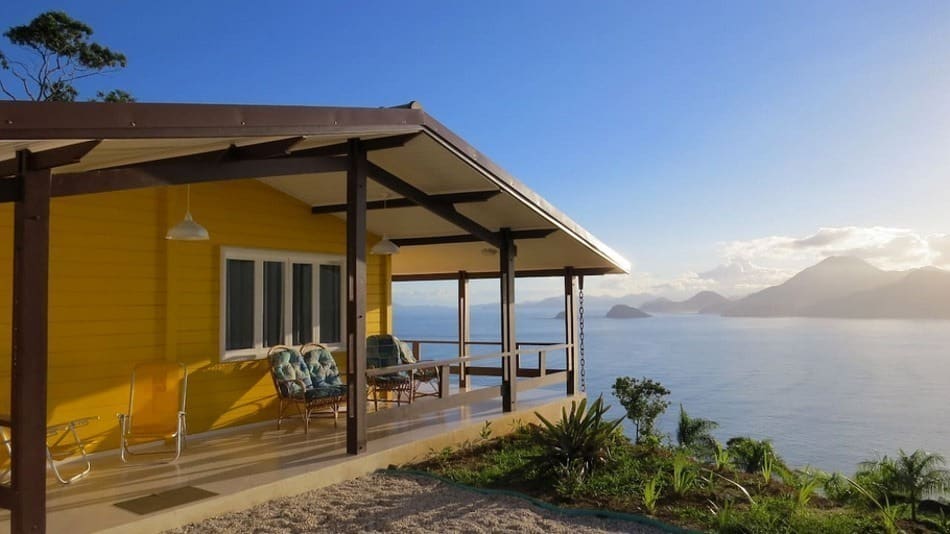 Chalé com vista para alugar no Airbnb em Ubatuba na Praia da Almada