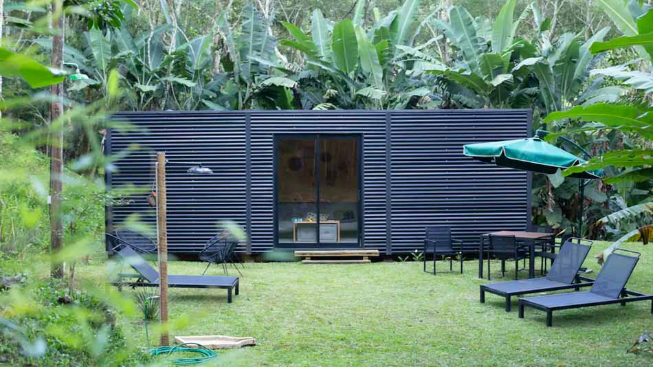 Casa container para aluguel no Airbnb em Gonçalves