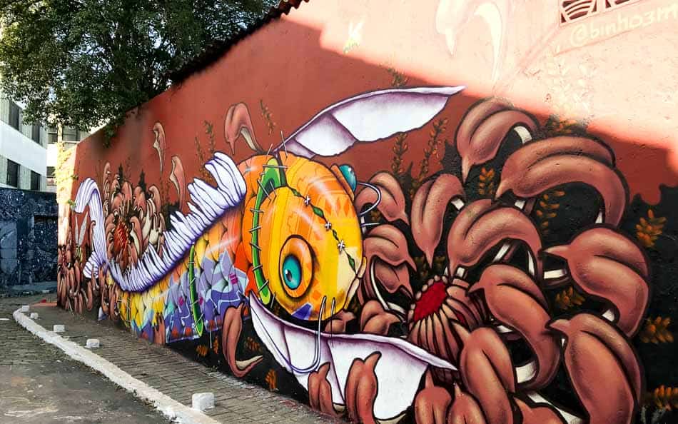 Obra do Binho Ribeiro no Beco do Batman