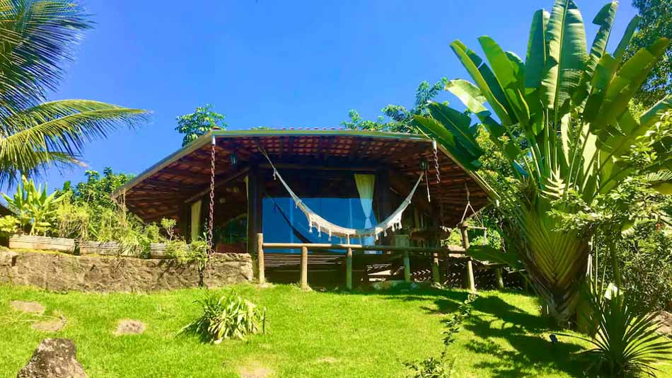 Bangalô de vidro para alugar no Airbnb em Paraty