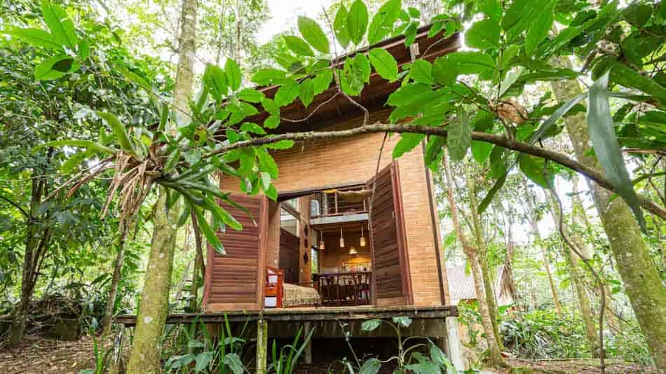 Chalé para alugar no Airbnb em Paraty em meio a natureza