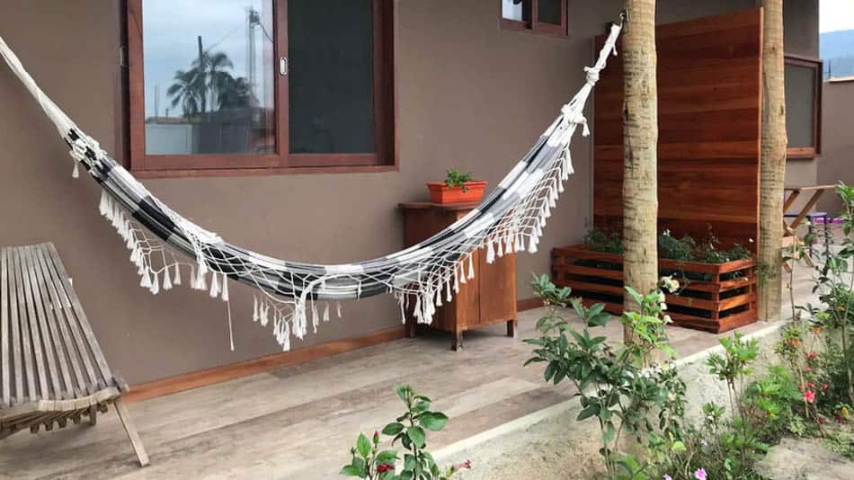Kitnet barata para alugar no Airbnb em Paraty
