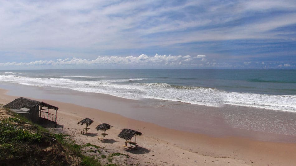 Melhores praias do litoral norte da Bahia: Massarandupió