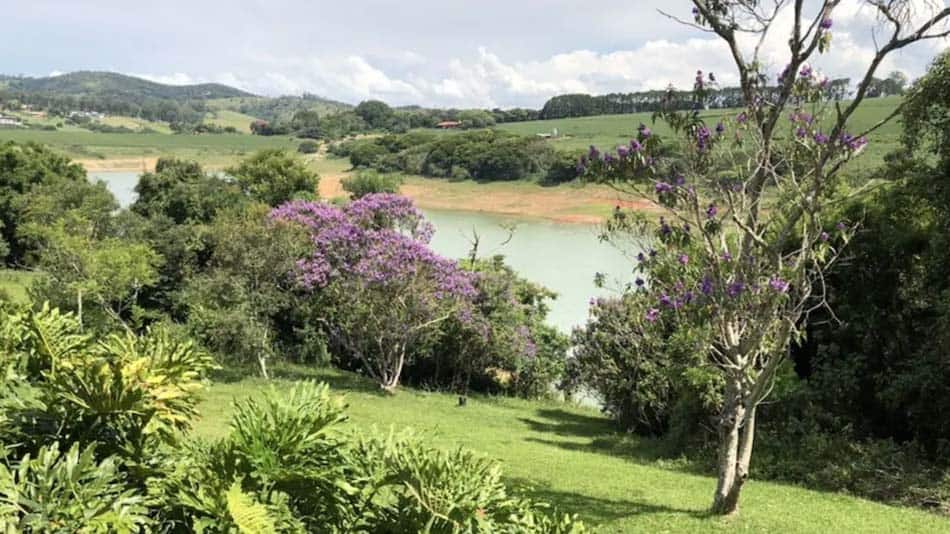 Casa com vista para alugar perto de SP