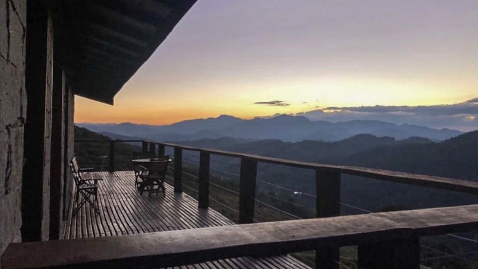 Casa para alugar em Campos do Jordão com vista da serra