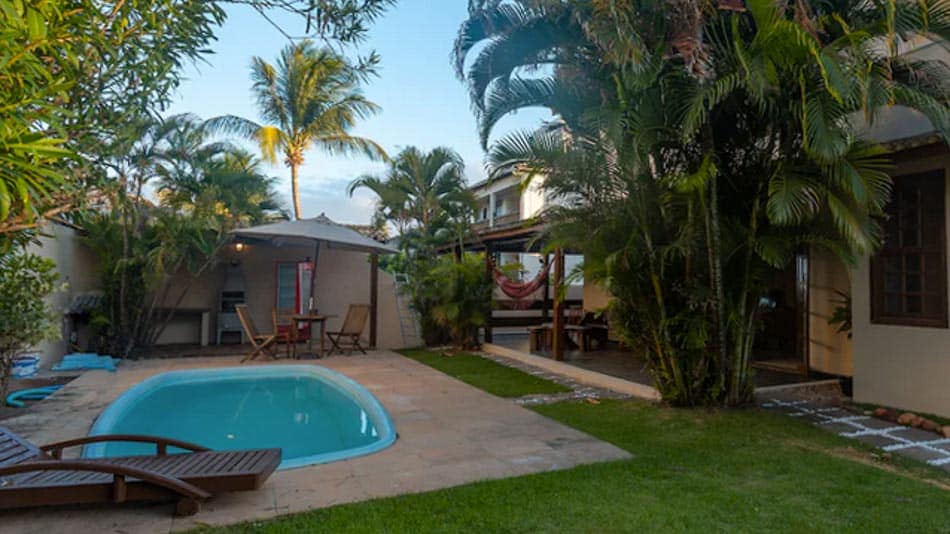 Casa perto da praia para alugar em Salvador