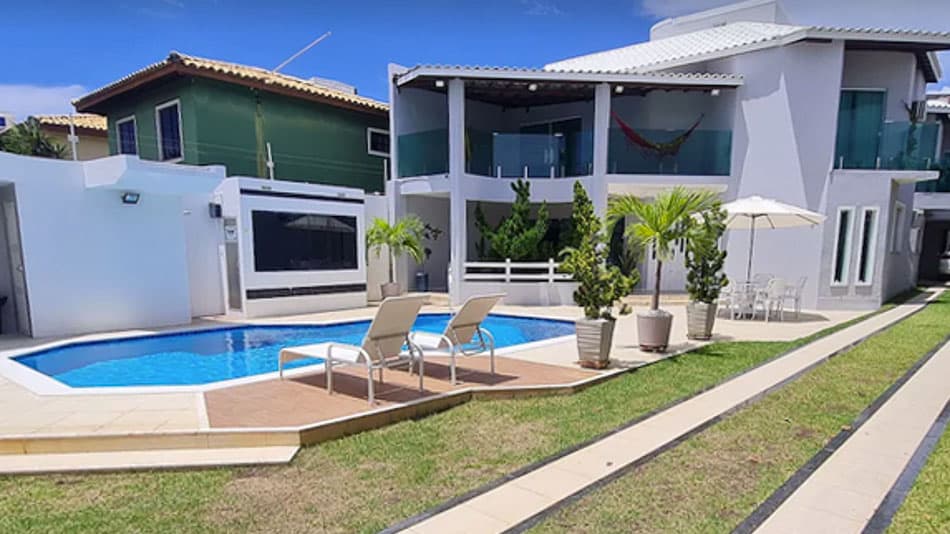 Casa para alugar em Salvador com piscina e perto da praia