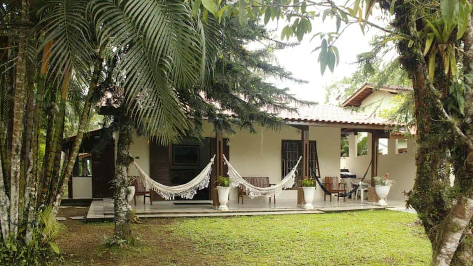 Casa para alugar em Ubatuba com jardim na Praia Dura