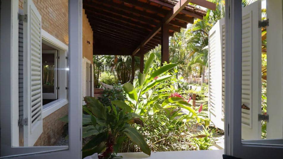 Casa para alugar em Ubatuba com belo jardim