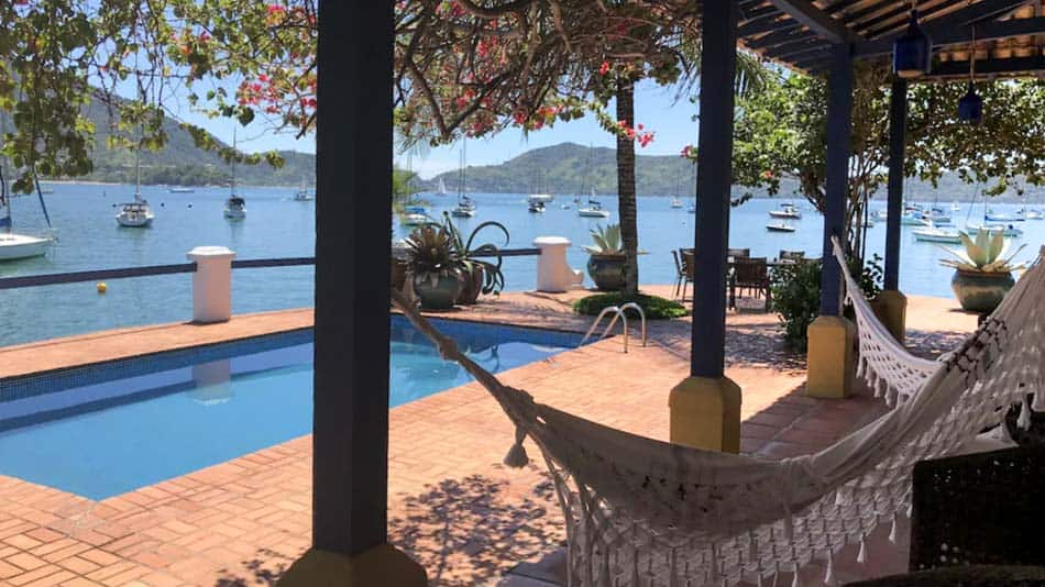 Casa para alugar em Ubatuba, na praia da Ribeira