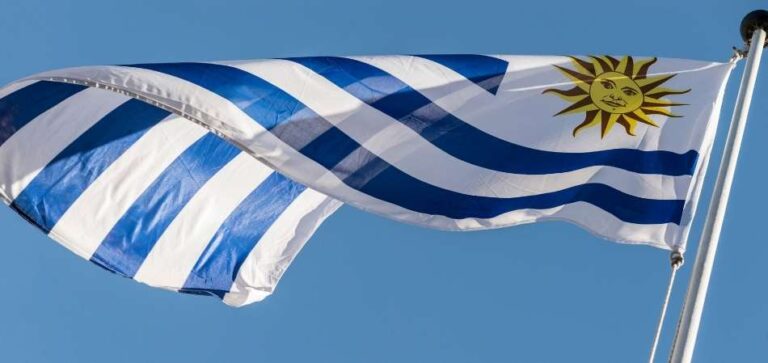 Seguro viagem Uruguai é obrigatório (2025). Contrate o melhor plano